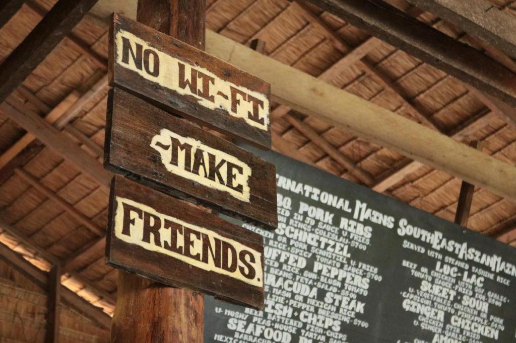 Mad Monkey Koh Rong Samloem Hostel Rongszanlöm-sziget Kültér fotó